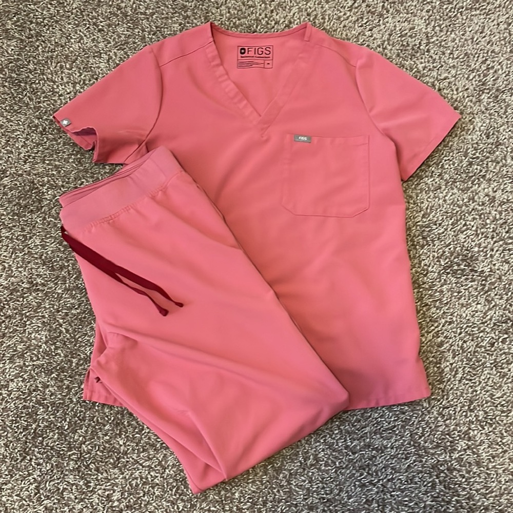 Figs scrubs